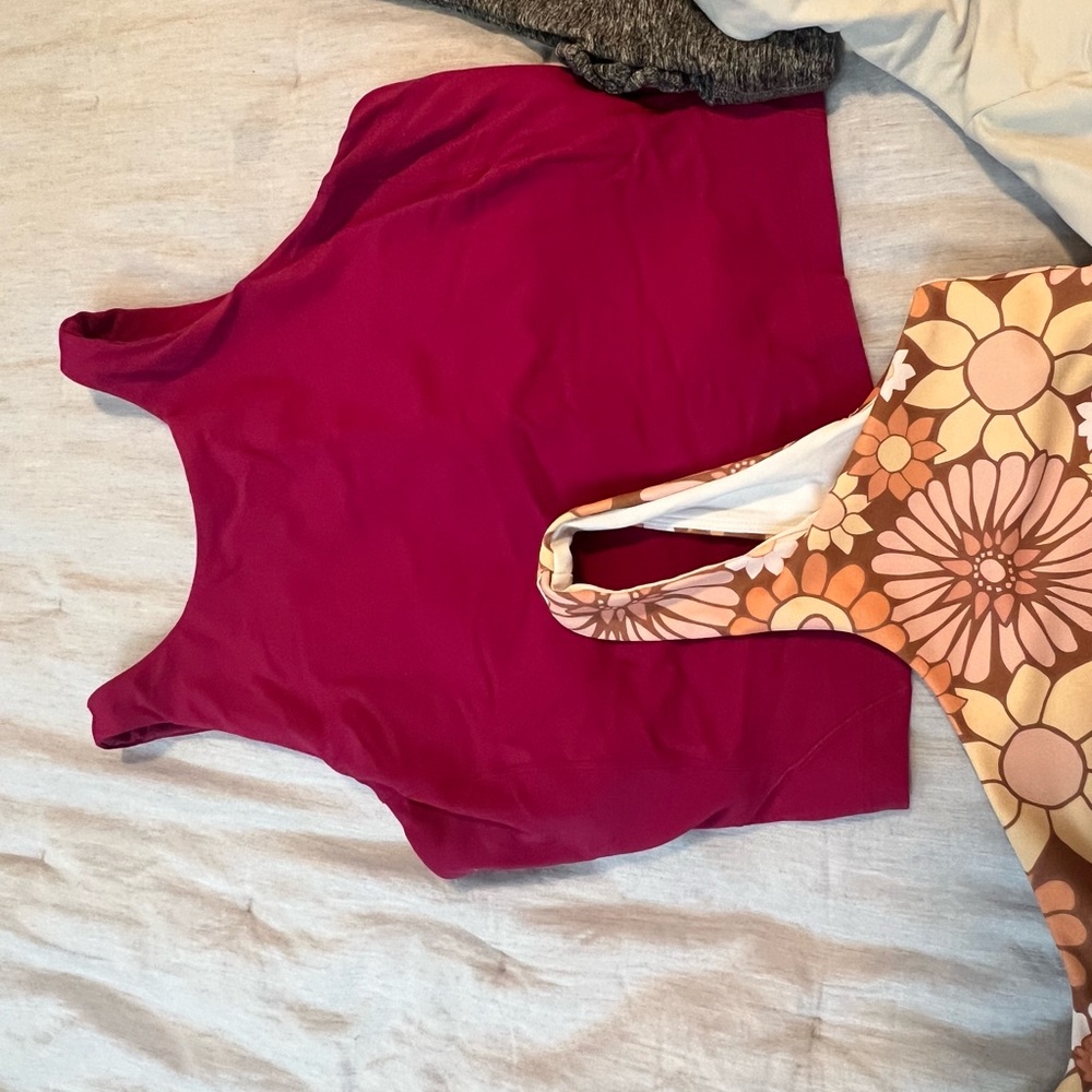Sports Bra Bundle - Picture 5 of 6